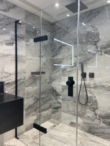 Read more about the article Shower (saving) time